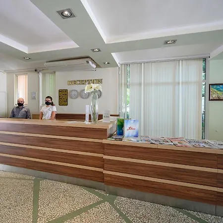 комплекс международен дом на журналистите Златни пясъци